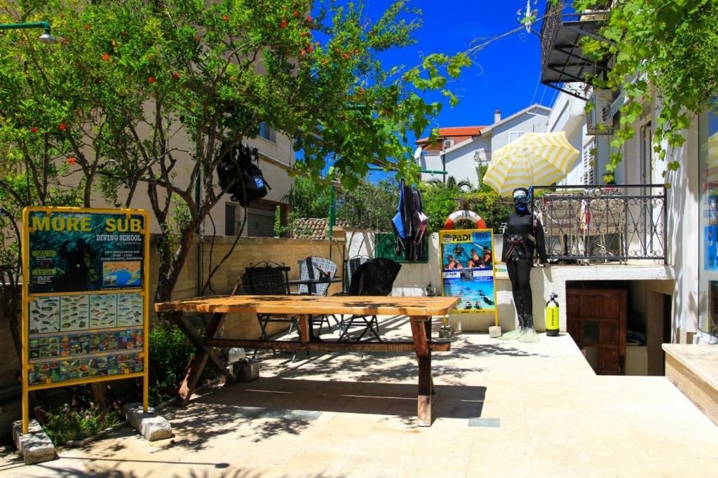 Apartments By The Sea Makarska - 15200 Exterior photo